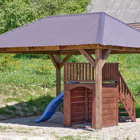 Еміліана Villa Volosyanka  Ngoại thất bức ảnh